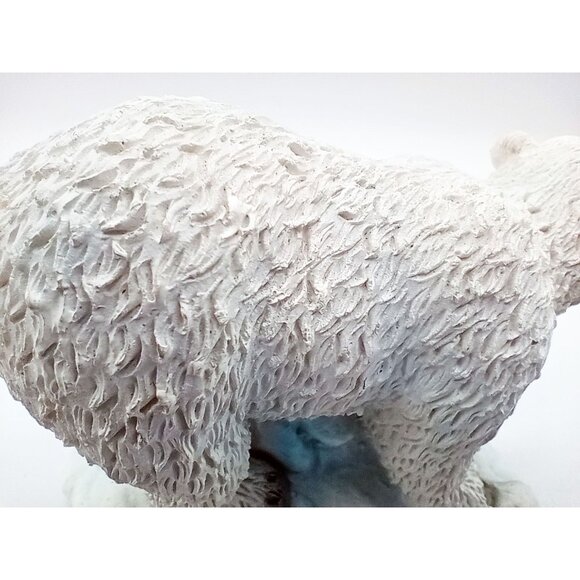Polar Bear Figurine On Iceberg White Resin Sculpture Greenbrier International - Picture 5 of 14